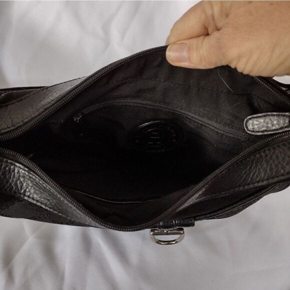 Etienne Aigner shoulder bag - Picture 3 of 7